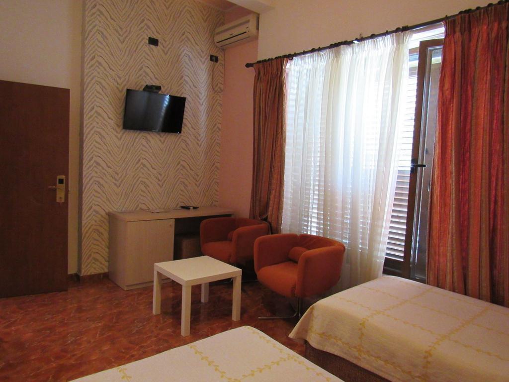 Hotel Serenity 3*